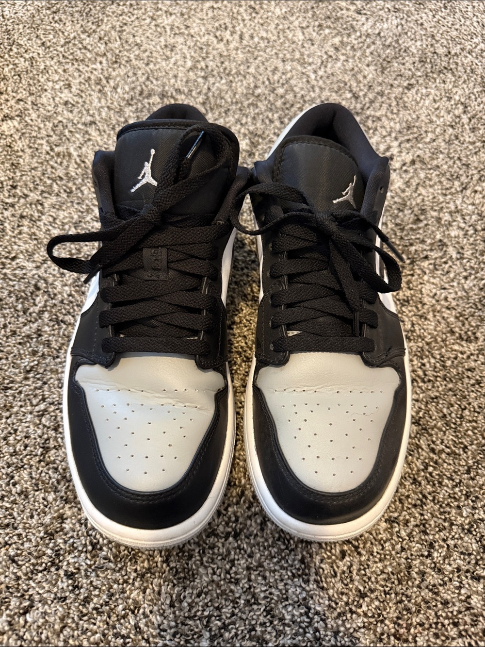Men’s Size 9.5 Nike Air Jordan Low Shadow Toe Sneakers - Black & Light Gray